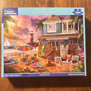 White Mountain 'On The Beach' 1000 Piece Puzzle